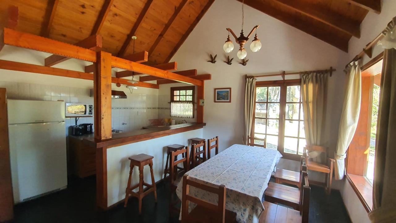 Cabanas & Aparts Lancuyen, Villa De Montana Вилья-ла-Ангостура Экстерьер фото
