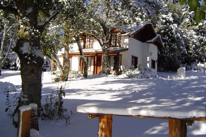 Cabanas & Aparts Lancuyen, Villa De Montana Вилья-ла-Ангостура Номер фото